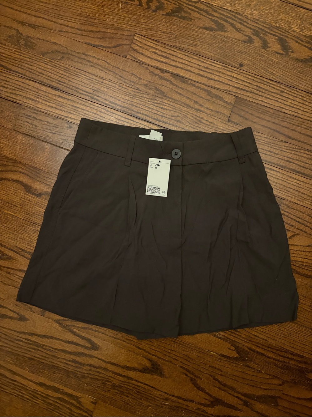 H&M Dark Brown High Waist Tailored Shorts